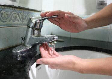 管網(wǎng)疊壓供水系統(tǒng)在市場(chǎng)上的優(yōu)勢(shì).jpg 管網(wǎng)疊壓供水設(shè)備.jpg