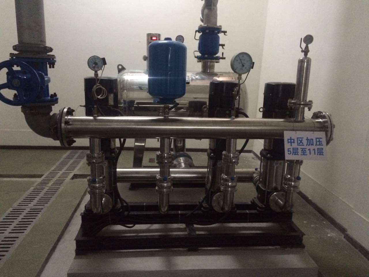 ����׃�l�㉺��ˮ�O(sh��)��