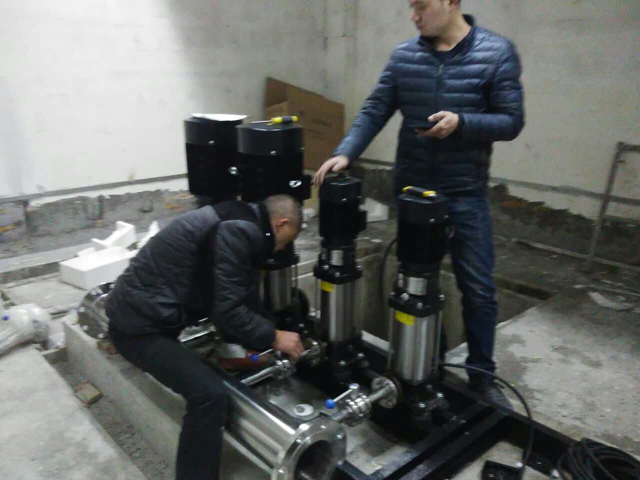 ���ι�ˮϵ�y(t��ng)��ˮ�ÙC�M��ô�໥�ГQ��